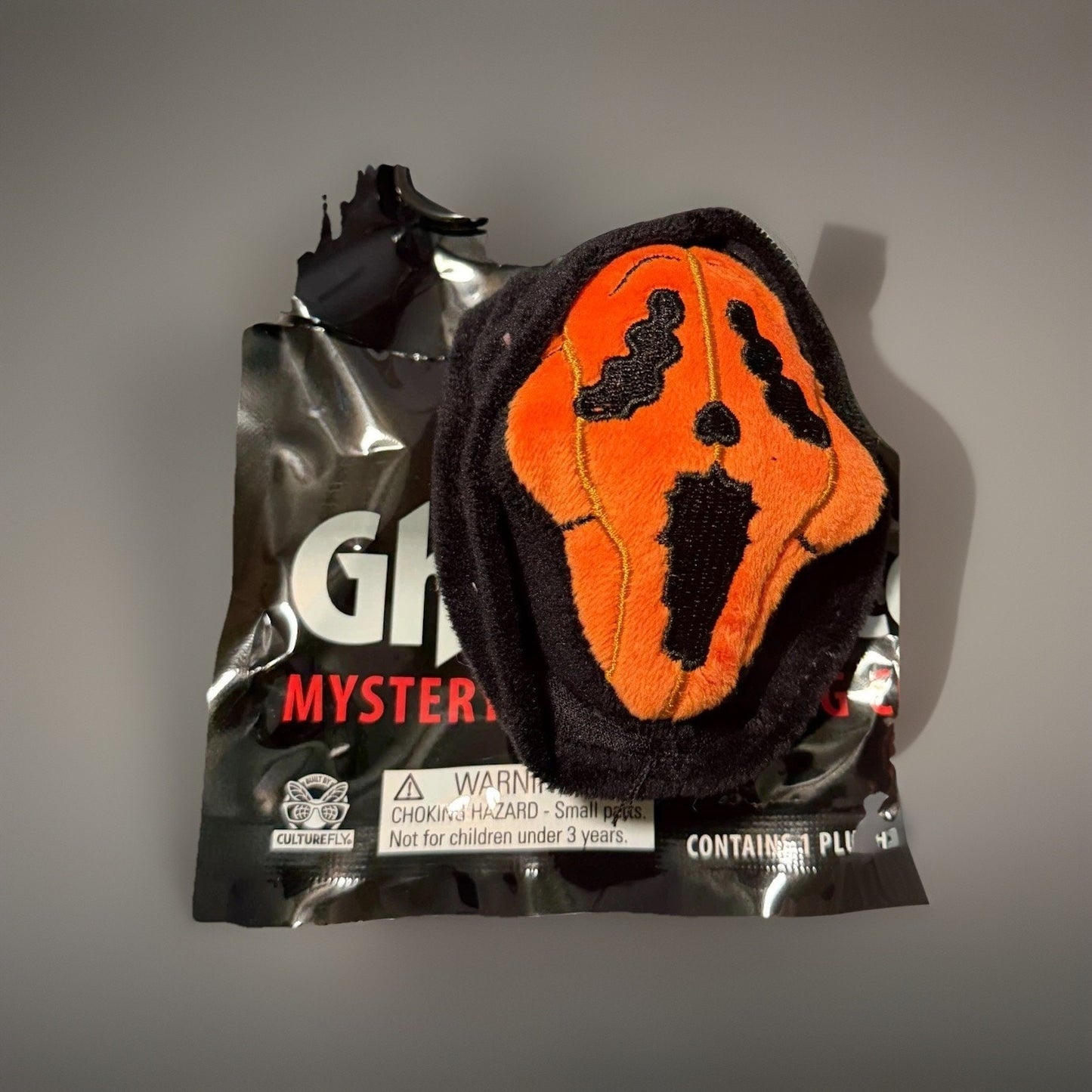 š„Culturefly Ghost face Mystery Plush Bag Clip BNWTš„