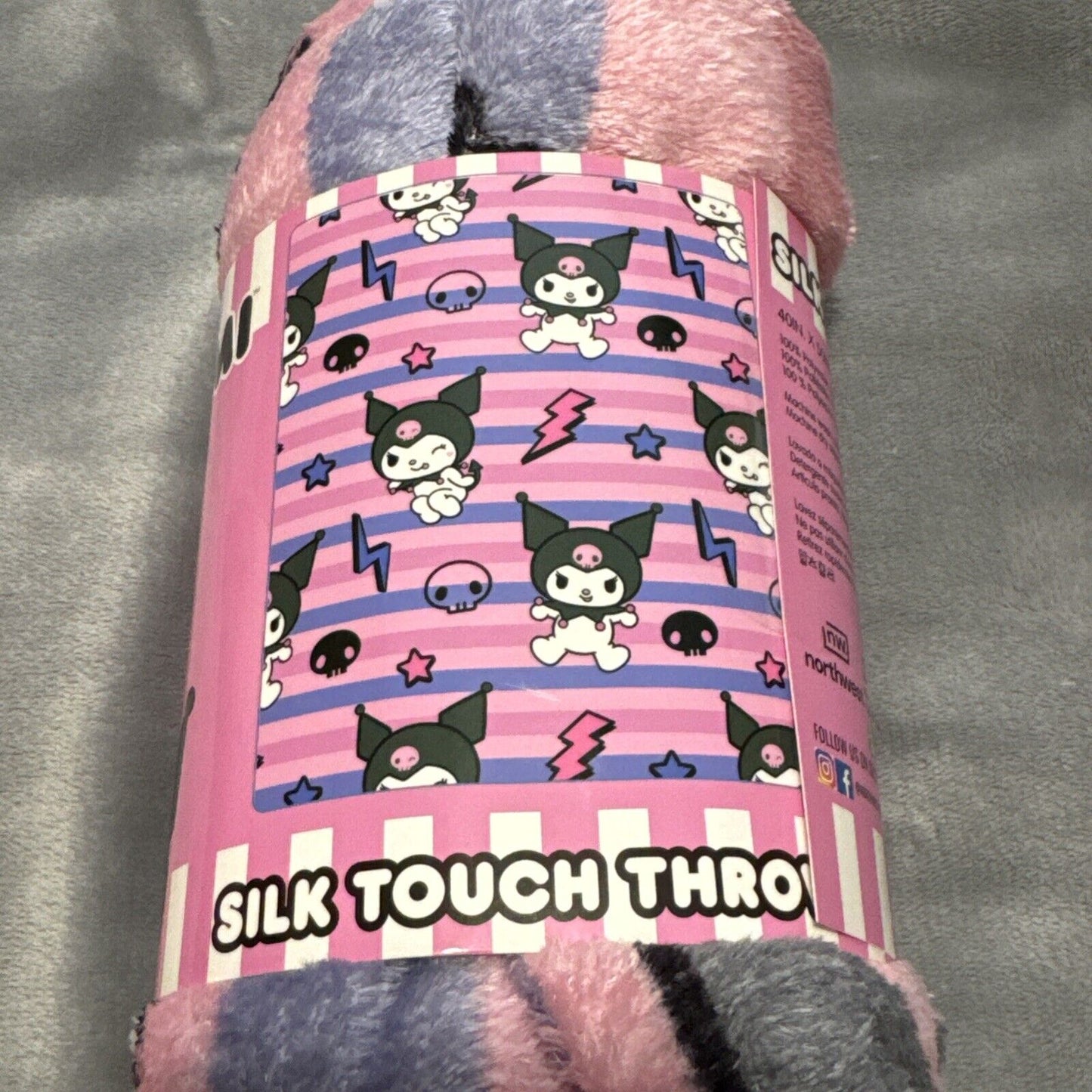🔥Sanrio Kuromi Silk Touch Throw Blanket 40" x 50" BNWT🔥