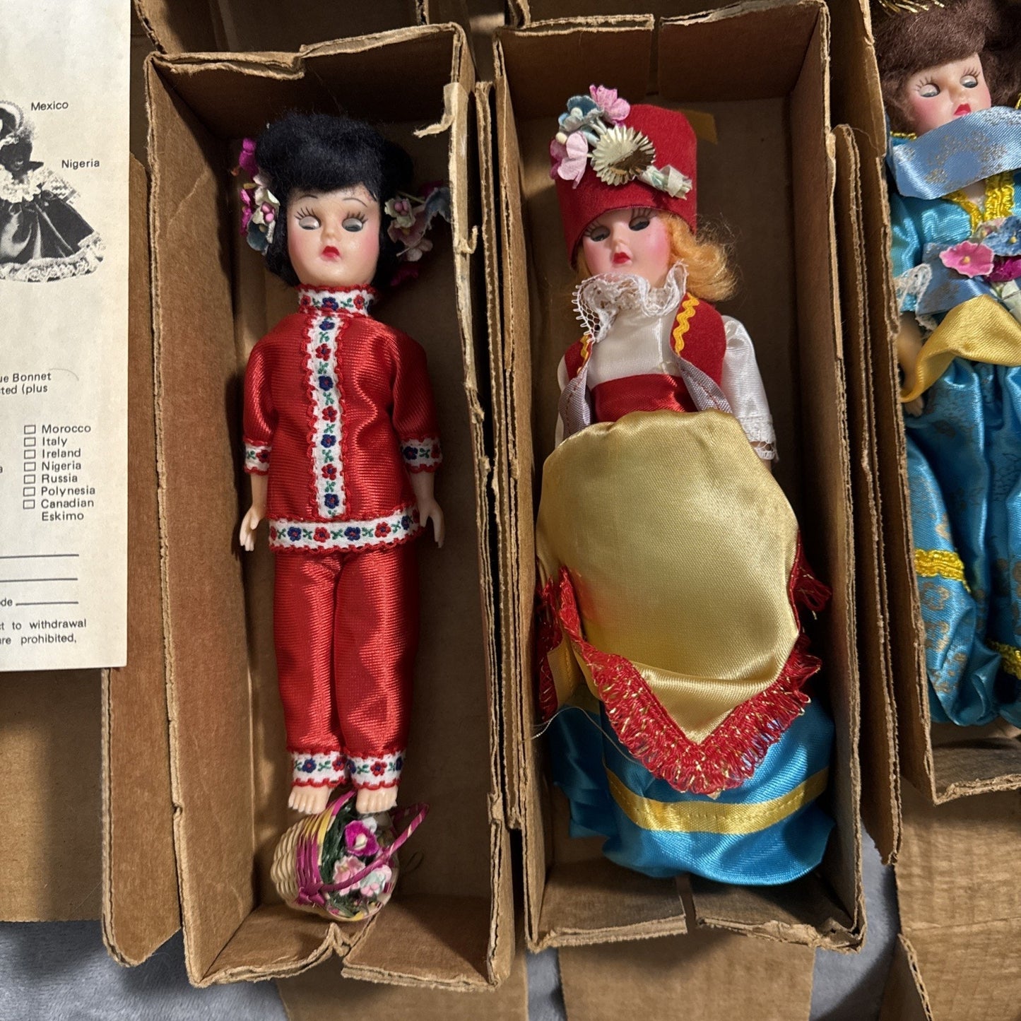 🔥Vintage Indonesian World Dressed Style Dolls Lot of 9 BNIB🔥