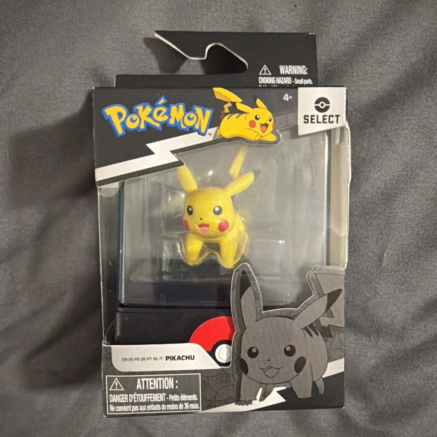 🔥Jazwares Pokemon Select Pikachu Vinyl Figure BNWT🔥