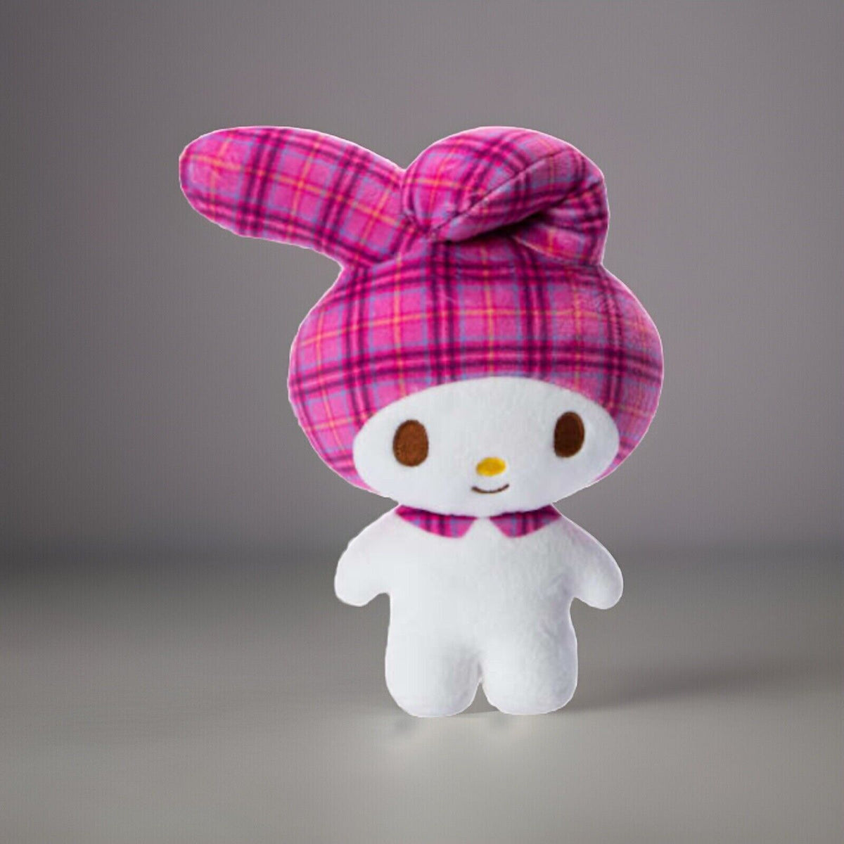 🔥Hello Kitty And Friends My Melody Plaid Plush BNWT🔥