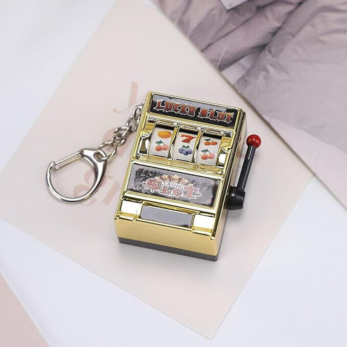 🔥FRUIT SLOT MACHINE KEYCHAIN KEYRING Super Cool BNWT💥