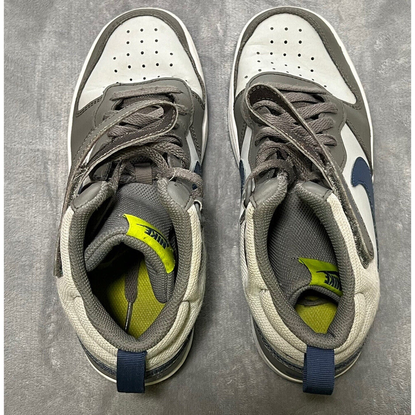 🔥Nike Big Kids Court Borough Mid 2 in Grey Fog/Mystic Navy (7Y) CD7782-007🔥