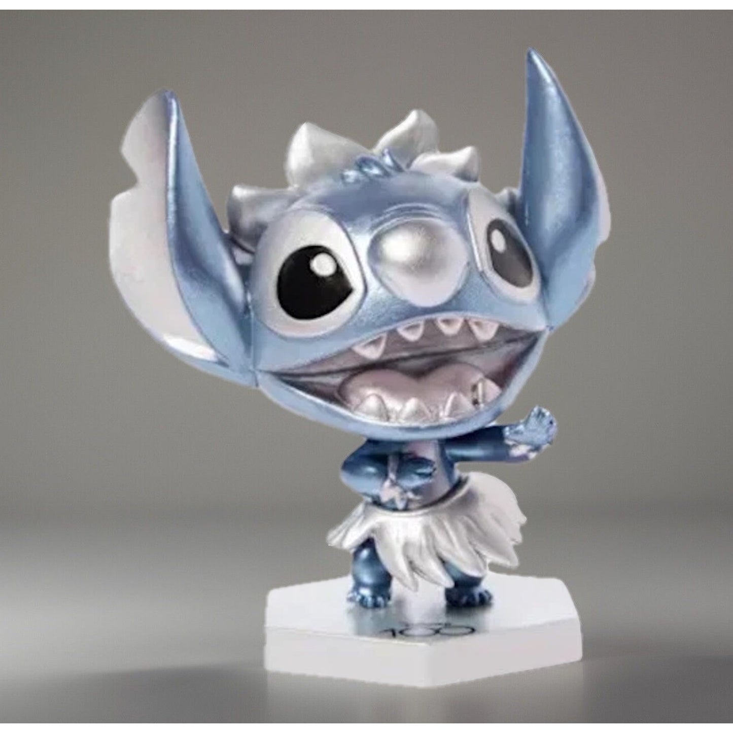 🔥Disney 100 Limited Edition Mini Bobble-Head Rare Hard to Find BNWT🔥