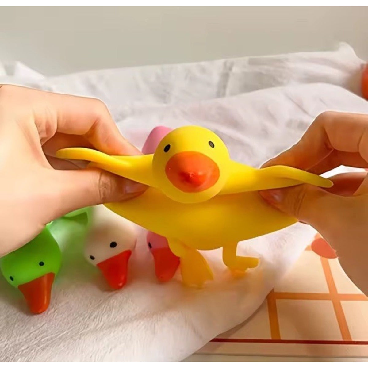 🔥Squishy Stretchy Rubber Duck Stress Fidget Toy BNWT🔥