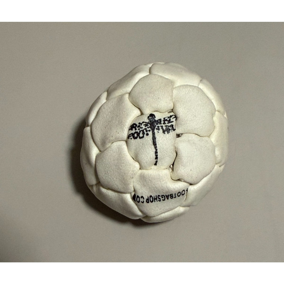 🔥Dragonfly Footbags Small Sand Fill WHITE Kickbag Footbag BNWT🔥