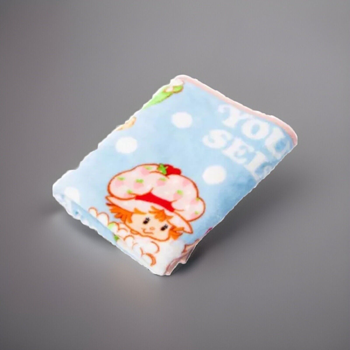 🔥Strawberry Shortcake 40 x 50 Inch Travel Throw Blanket BNWT🔥