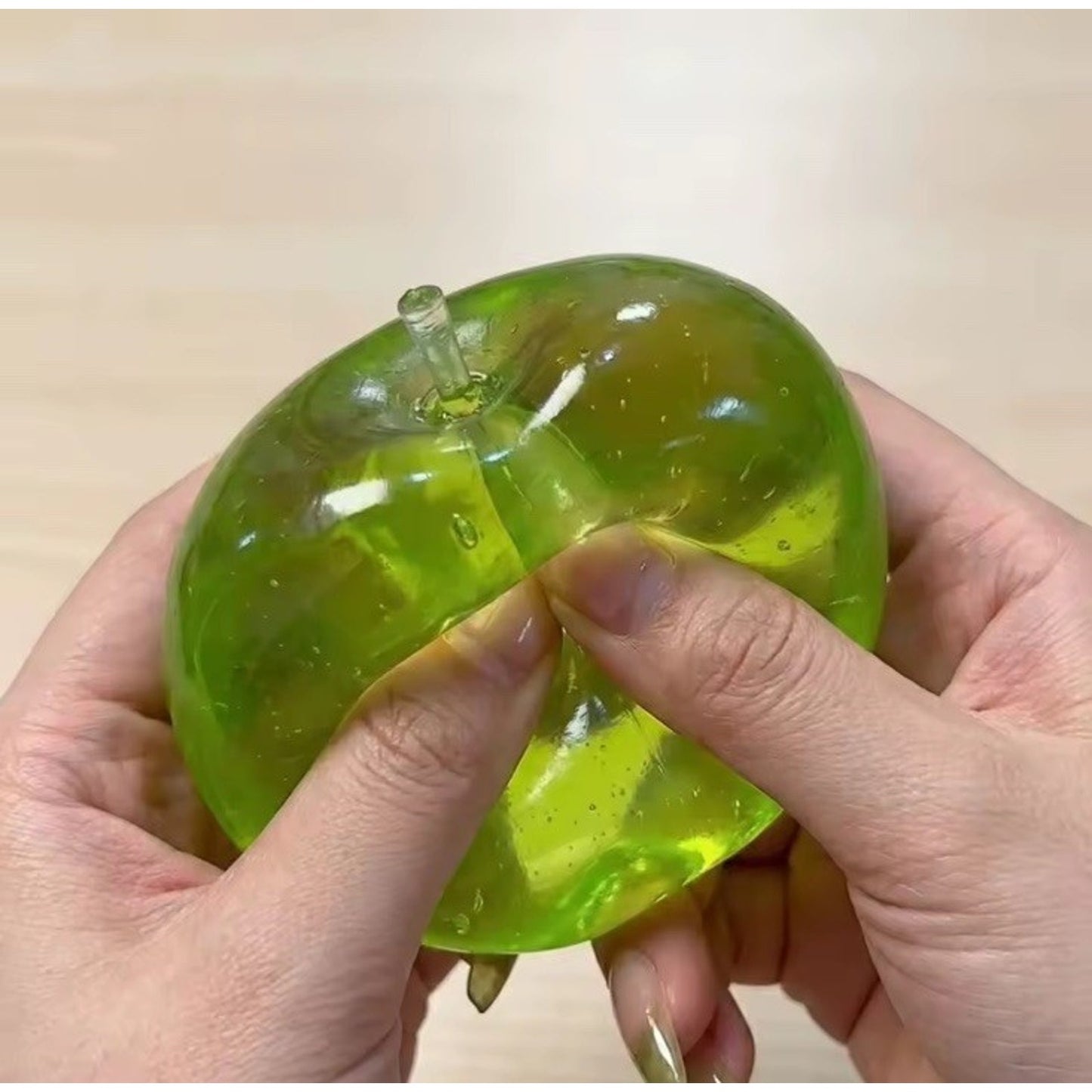 🔥Squishy Green Apple Stress Ball Soft Fidget Sensory Toy Slow Reb BNWT🔥