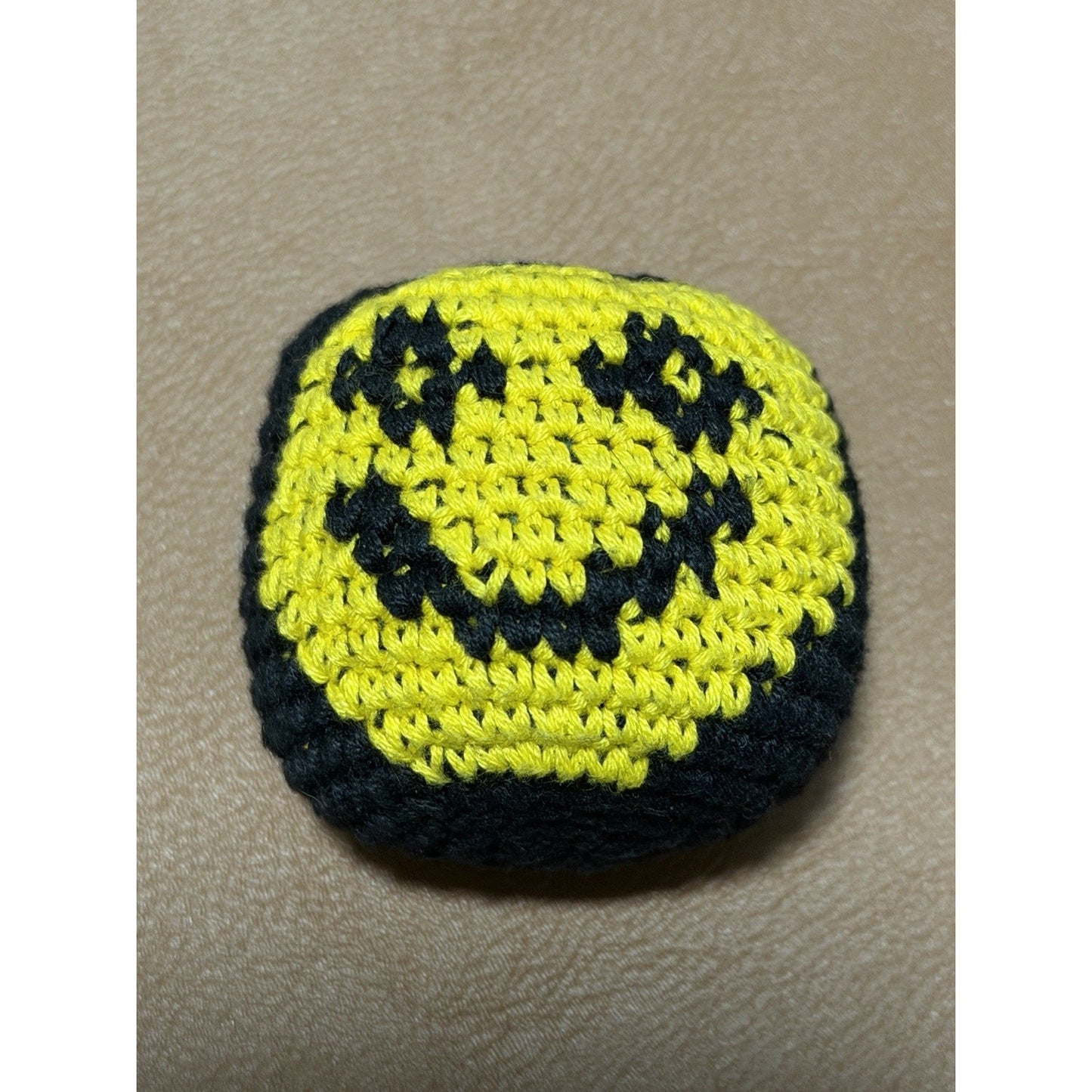 🔥World Footbag Happy Face Crochet Hacky Sack BNWT🔥