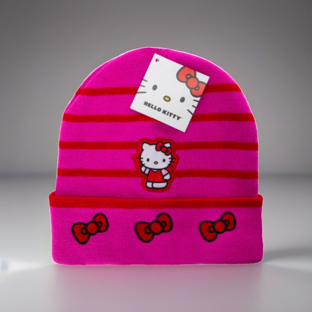 🔥Sanrio Hello Kitty Embroidered Beanie BNWT🔥