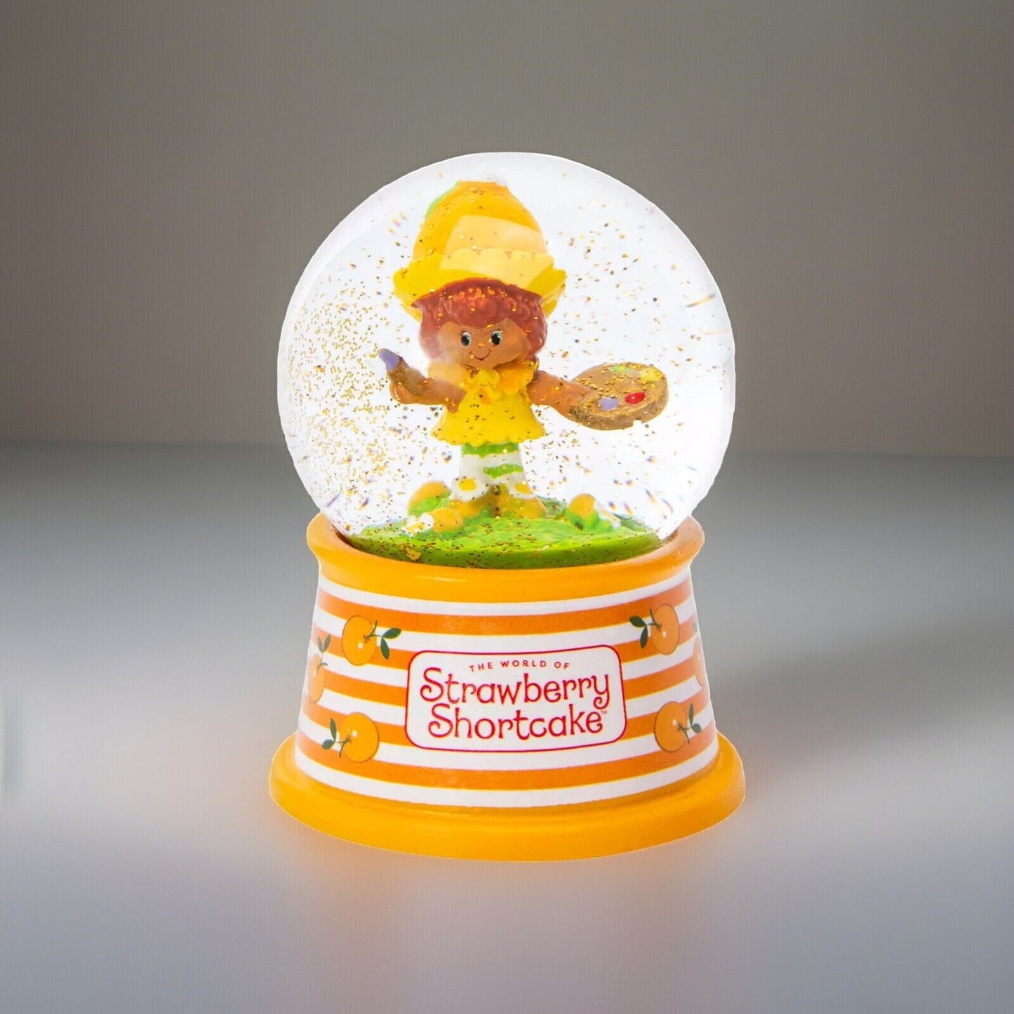 🔥The Wonderful World Of Strawberry Shortcake Orange Blossom Snow Globe 💥