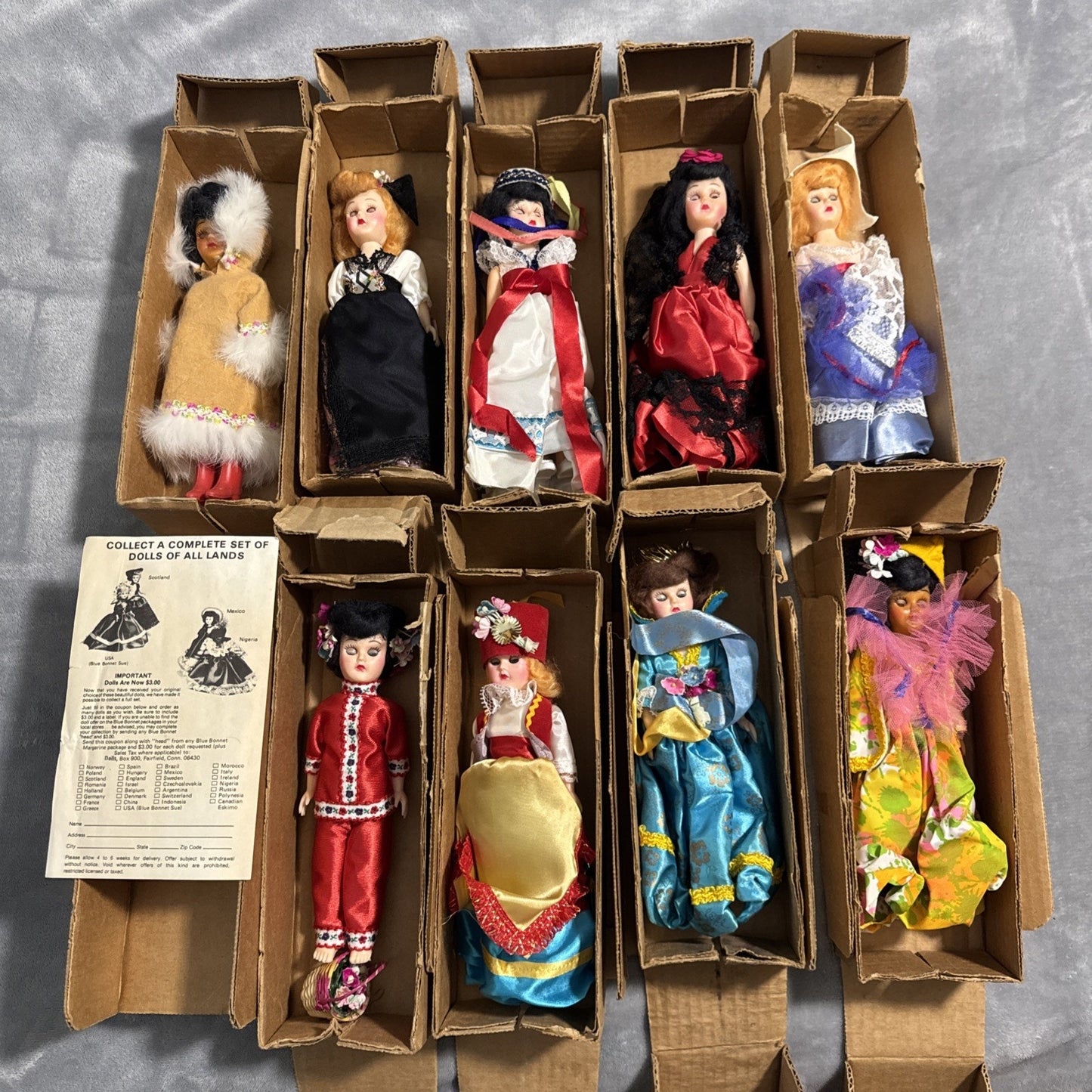 🔥Vintage Indonesian World Dressed Style Dolls Lot of 9 BNIB🔥