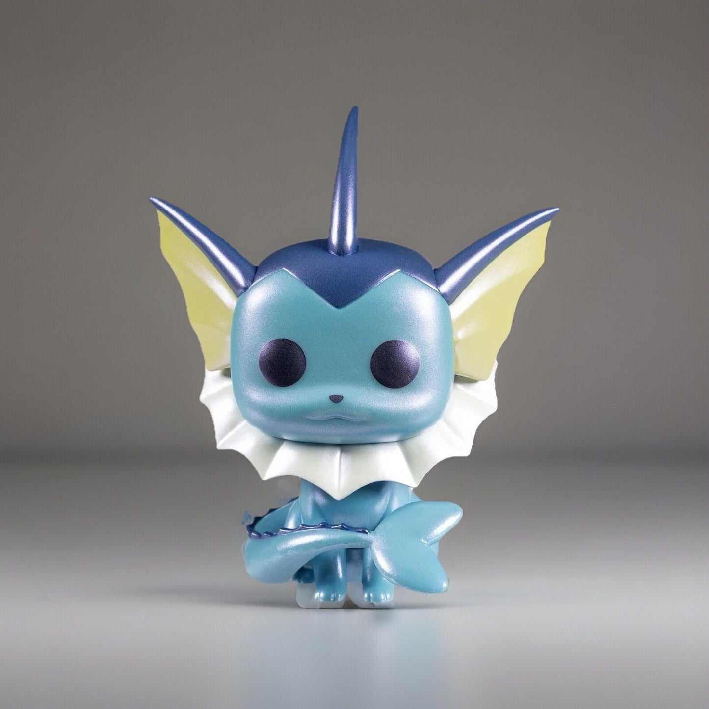 🔥Funko Pokemon Center Exclusive Pearlescent Vaporeon BNWT🔥