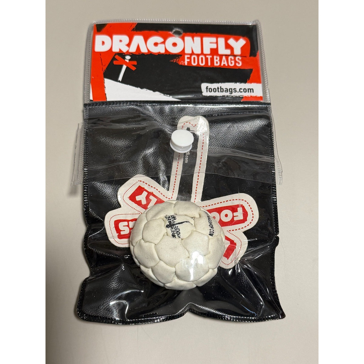 🔥Dragonfly Footbags Small Sand Fill WHITE Kickbag Footbag BNWT🔥