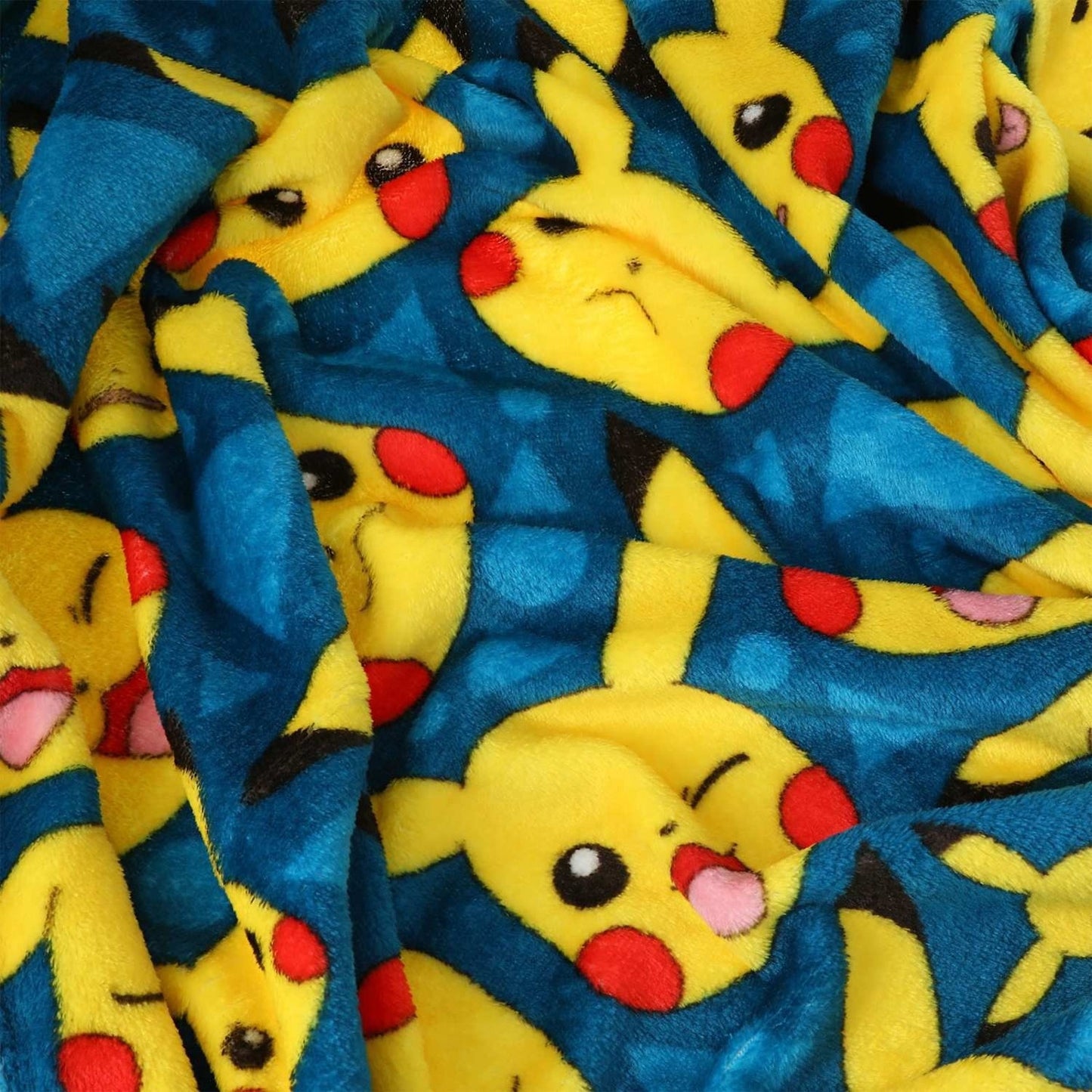 🔥Pokemon 40 x 50 Inch Silk Touch Throw Blanket BNWT🔥