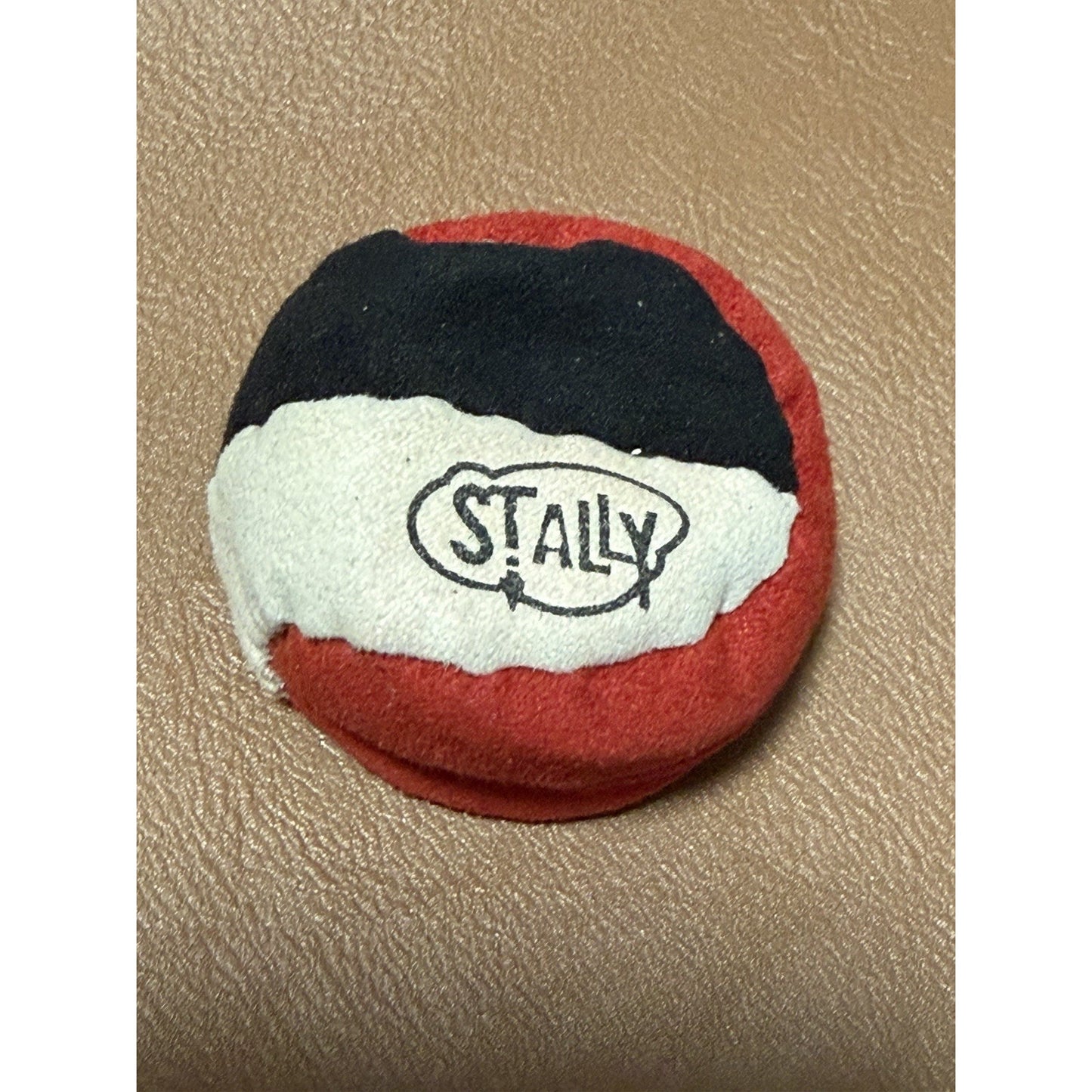 🔥World Footbag Stally Hacky Sack Red/White/Black BNWT🔥