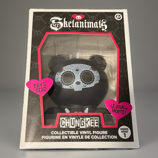 🔥Skelanimals Chungkee The Panda Vinyl Figure BNWT🔥