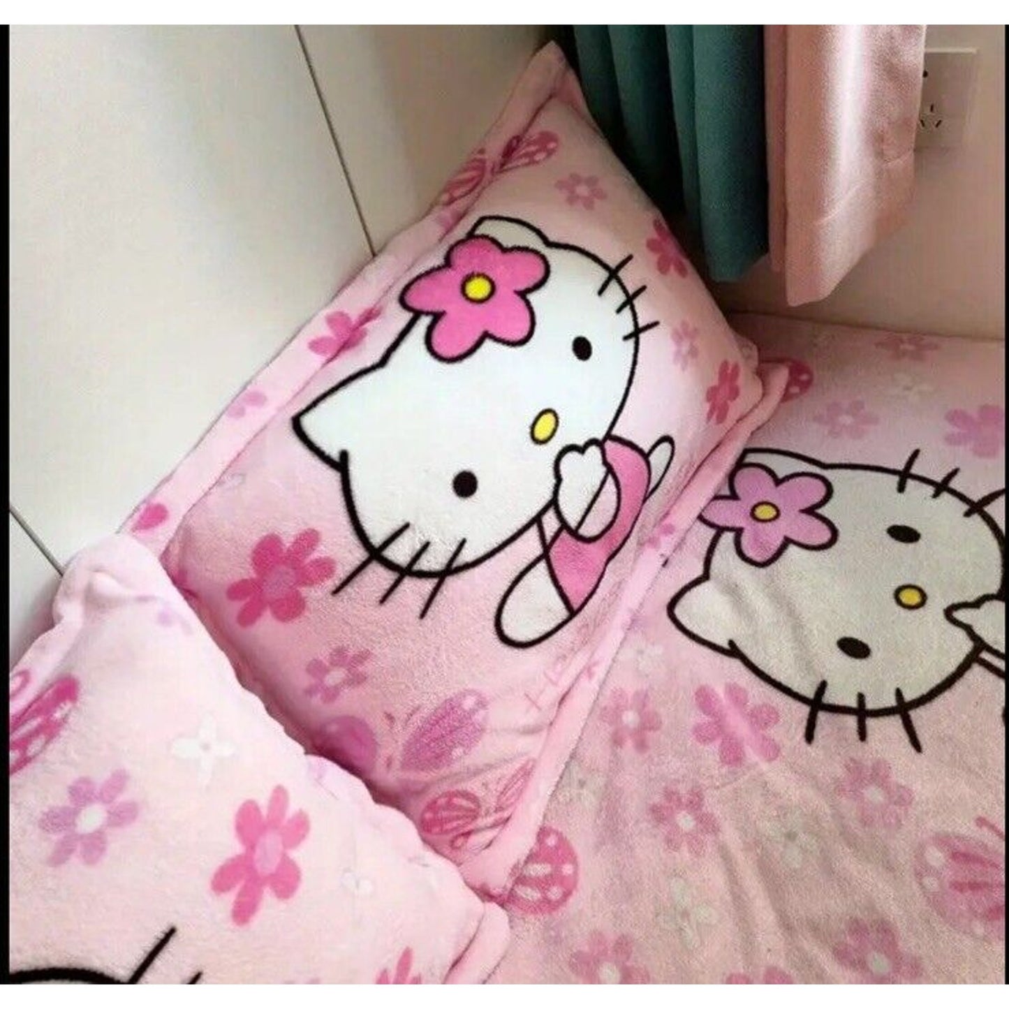 🔥Sanrio Hello Kitty Pink Plush Fleece 30”x20” Pillow Case Easter Gift BNWT🔥