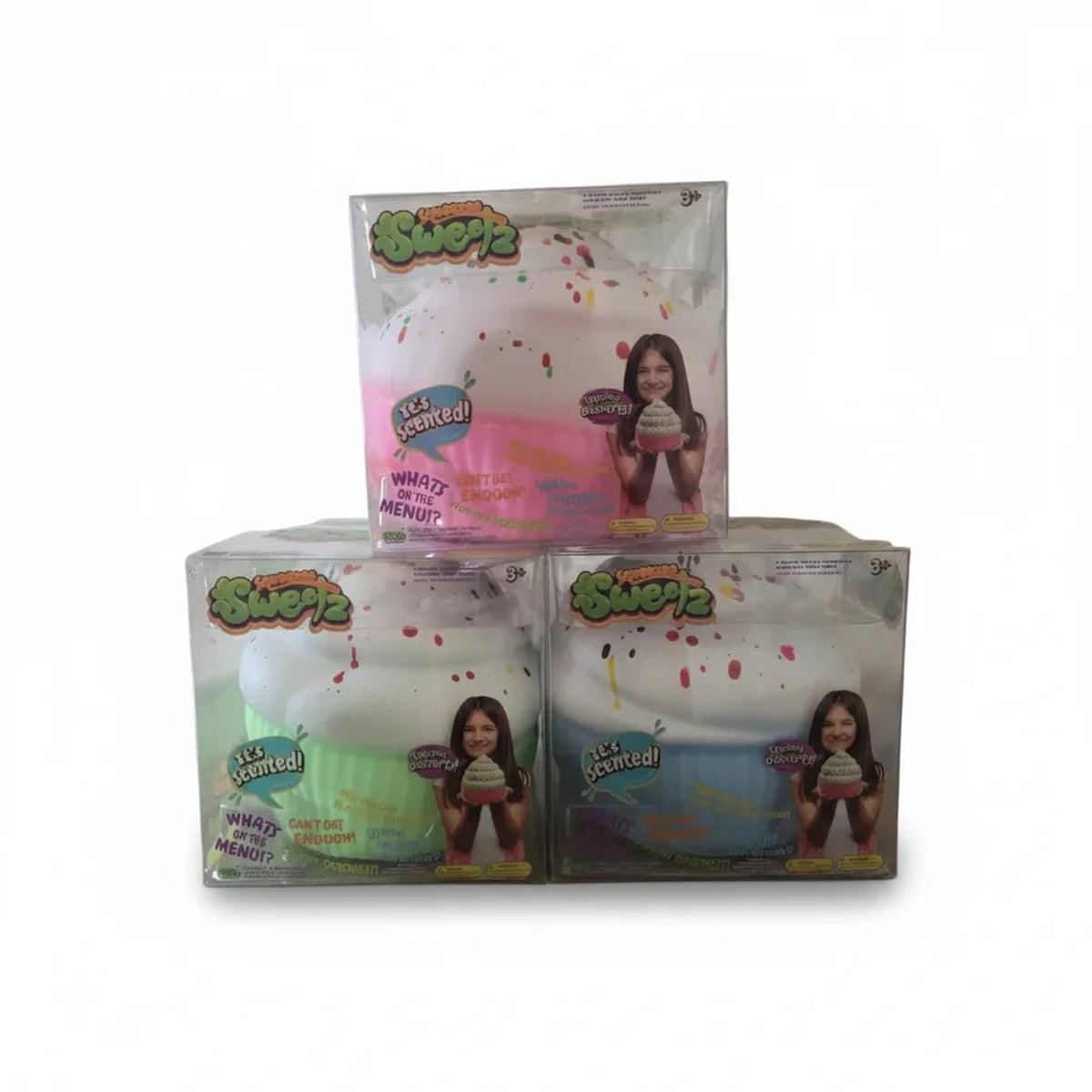 🔥SqueeZee Sweetz Scented Cupcake Squishy Squeeze Toy Pink w/ Sprinkles BNWT🔥