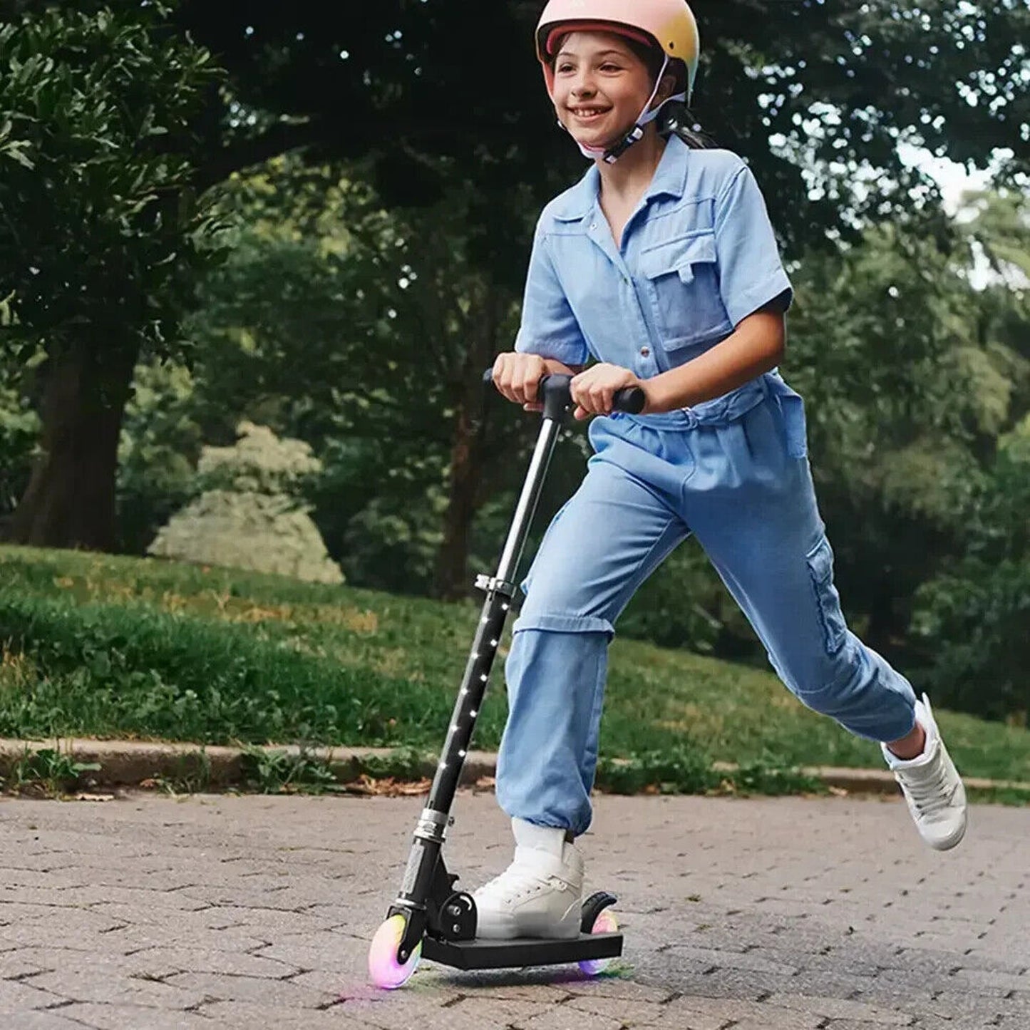 🔥Jetson - Moonbeam Kids Light-Up Kick Scooter Black BNWT💥