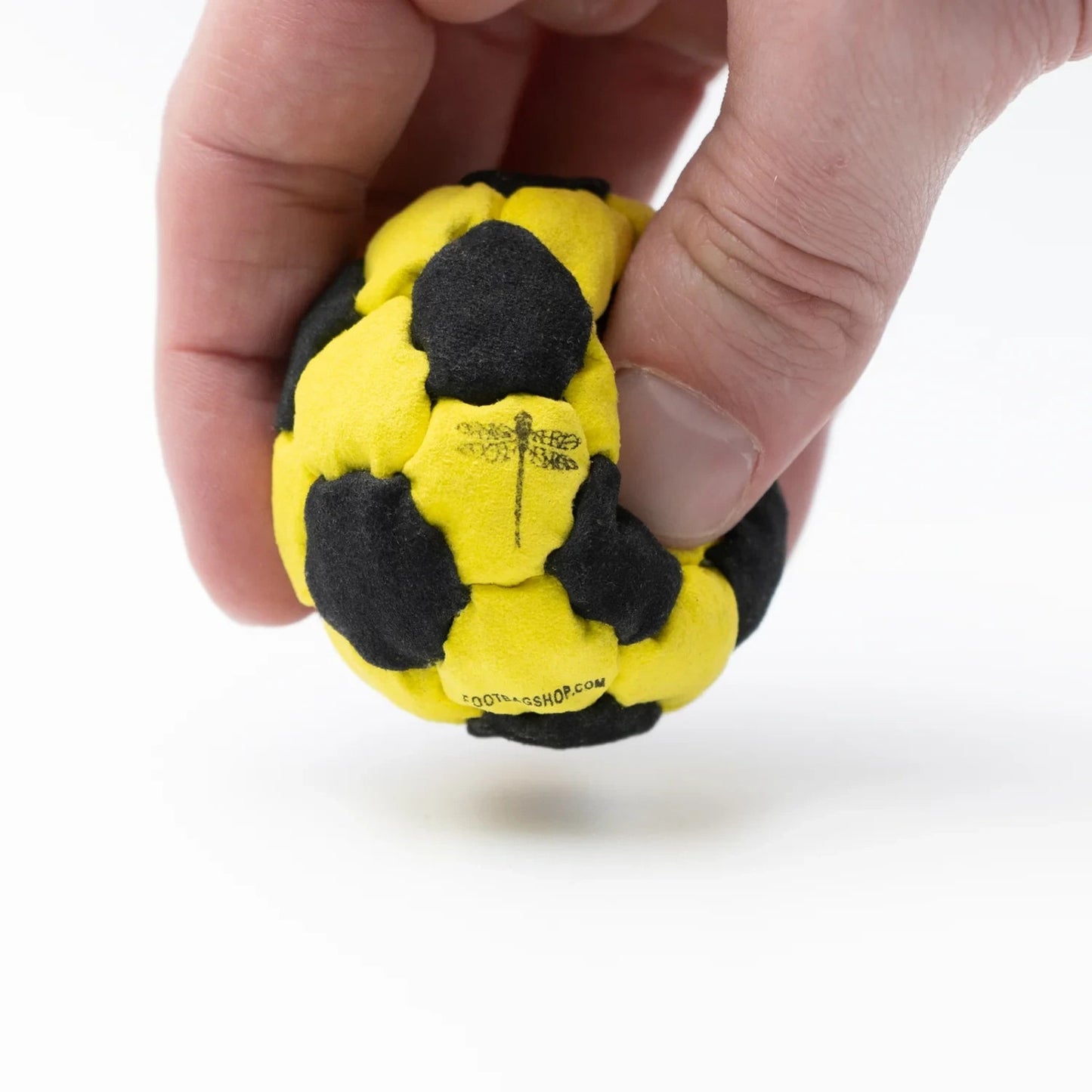 🔥Dragonfly Footbags Eclipse 32 Plastic Fill Yellow/Black BNWT🔥